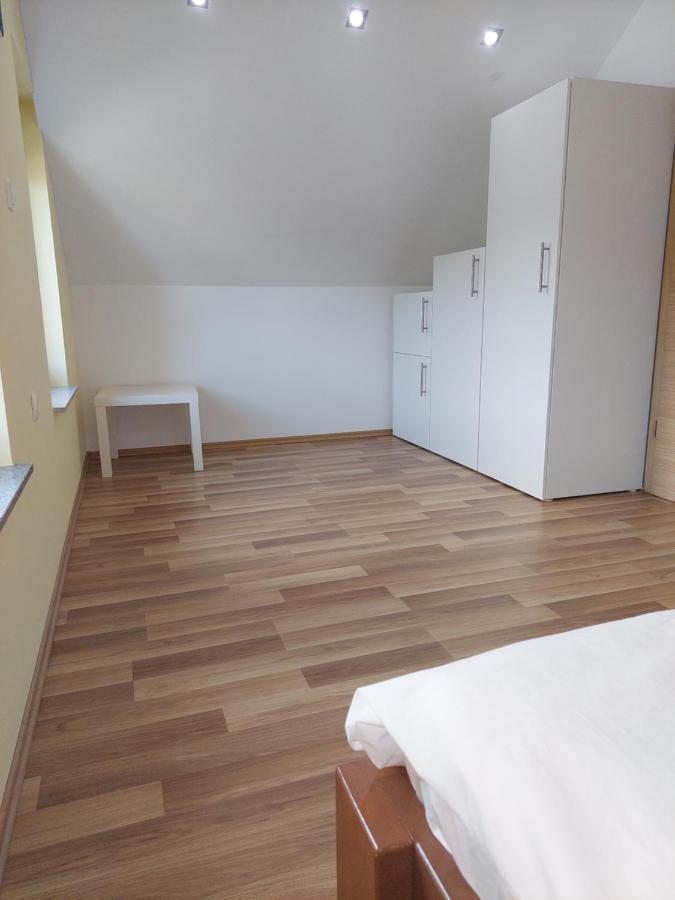 Ferienwohnung Apartma Vali Gradisca Exterior foto